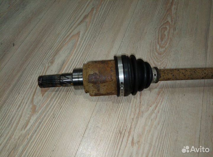 Привод подвески колеса Nissan qashqai J11 Лев, Пра