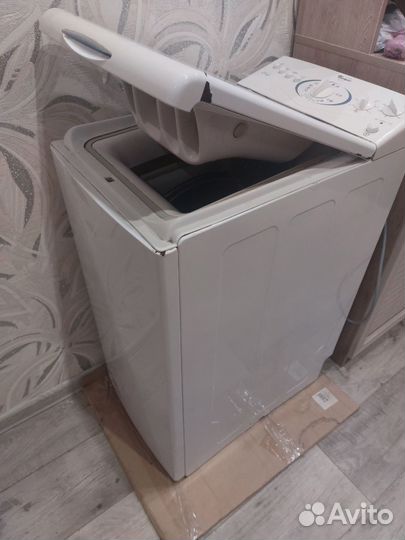Стиральная машина с вертикальной загрузкой
