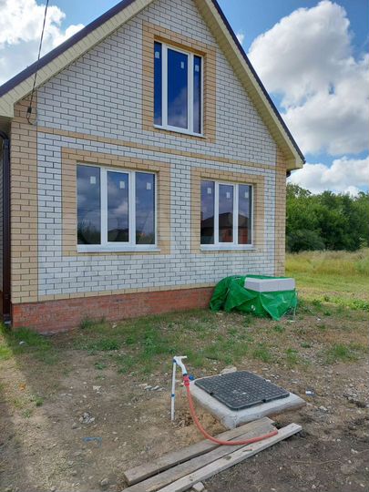 Дом 95,3 м² на участке 2,5 сот.