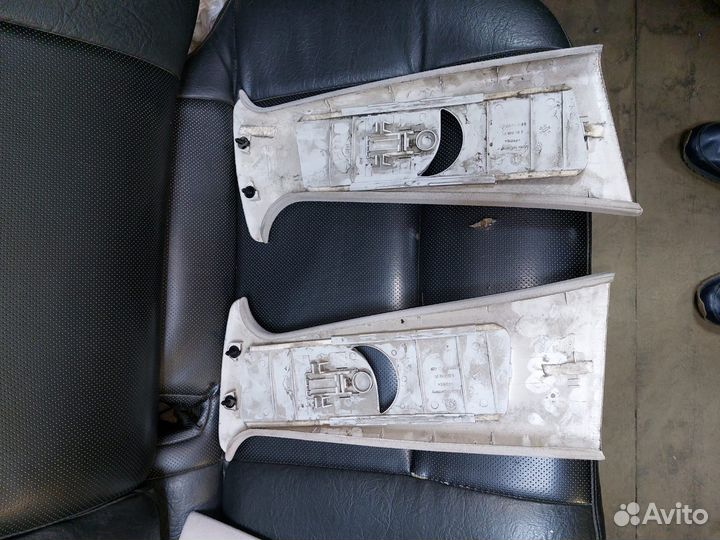 Накладка центральной стойки Volkswagen Passat B5