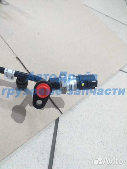 Трубка кондиционера Скания в сборе с датчиком