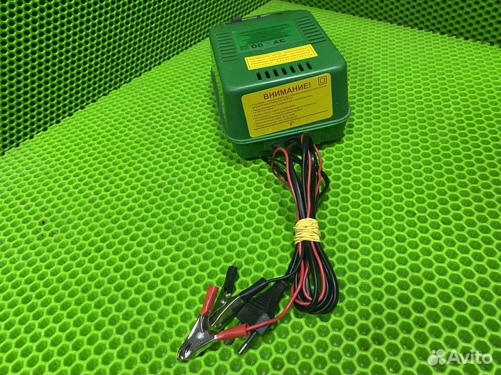 Зарядное устройство ника антас зу-90 зелeный