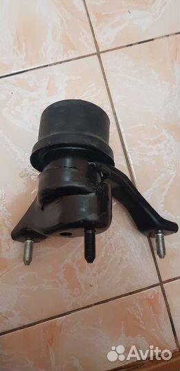 Подушка двигателя L и R на Тойота Камри acv 40