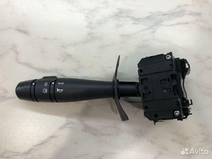 Подрулевой переключатель Renault Logan Sandero