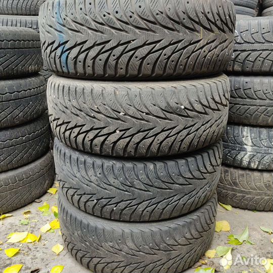 Yokohama Ice Guard IG35 215/55 R17 98T