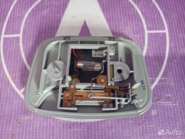 Плафон подсветки салона Mitsubishi Outlander Xl