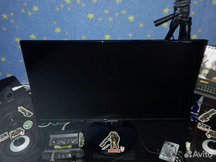 Монитор Samsung ls24f350fhixci