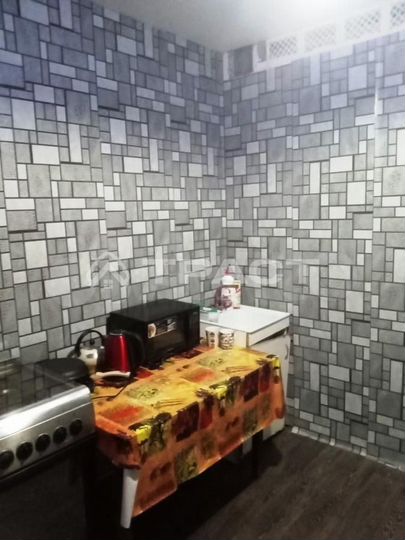 4-к. квартира, 80,9 м², 9/9 эт.