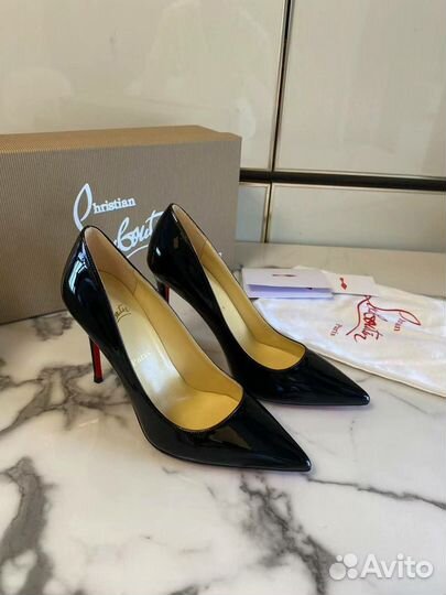 Туфли Christian Louboutin