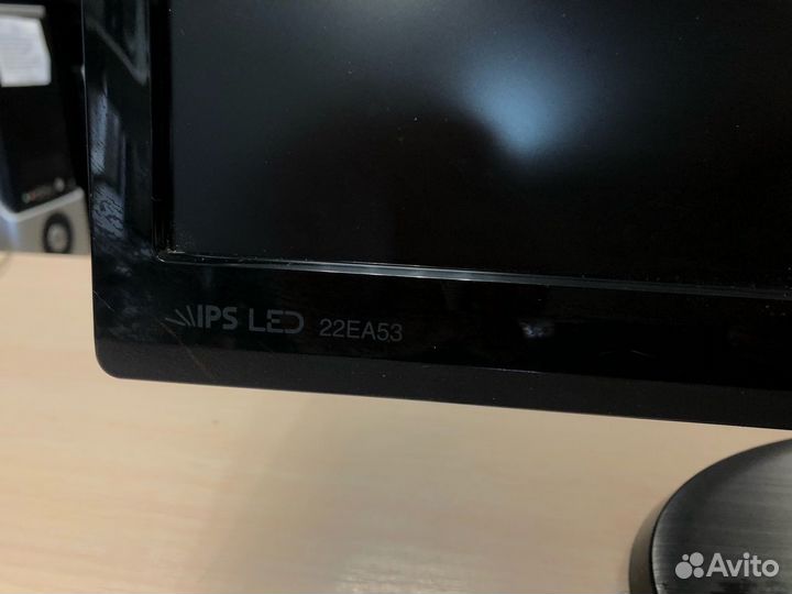 Монитор LG 22 дюйма IPS 1920x1080