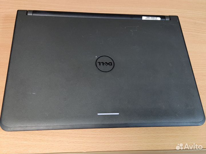 Ноутбук Dell latitude 3350