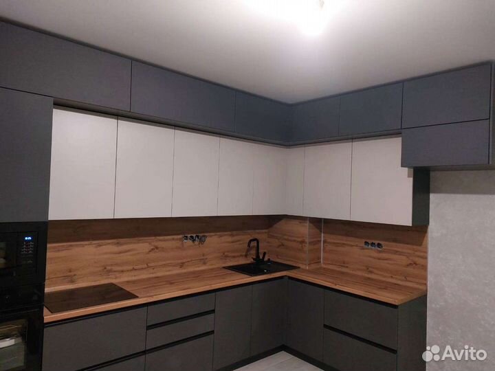 Кухни и шкафы, по индивидуальному проекту