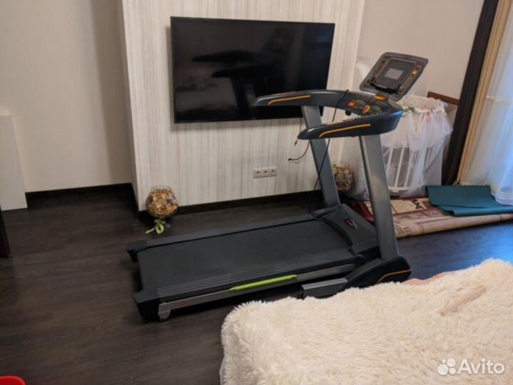 Беговая дорожка AeroFit MaxFit 12 Аренда