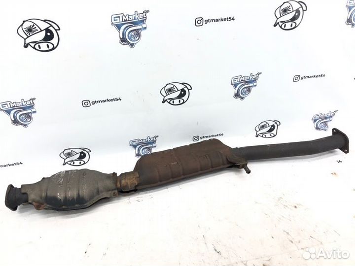 Средняя часть глушителя Subaru Forester SG5 EJ205