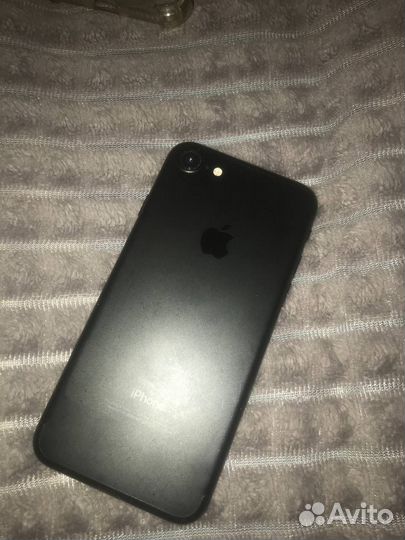 iPhone 7, 32 ГБ