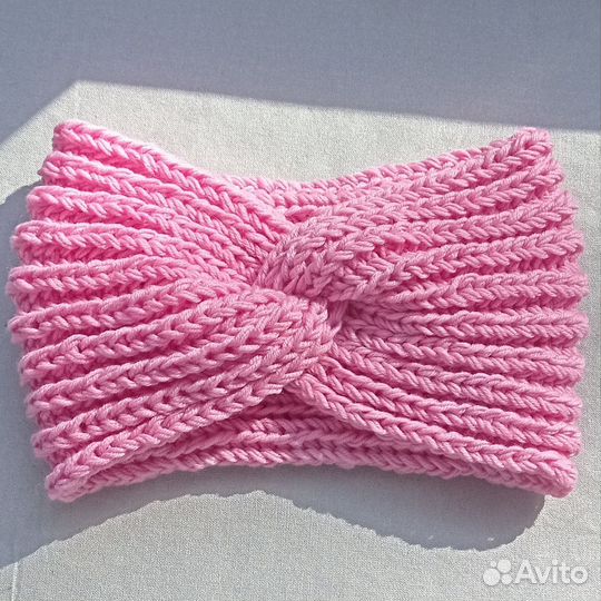 Повязка на голову вязаная