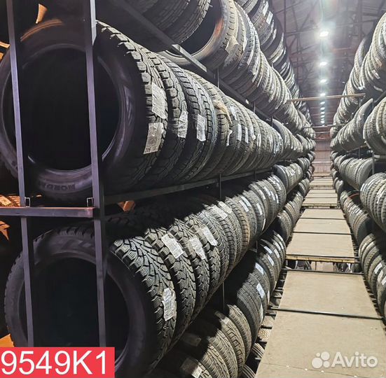 Nokian Tyres Hakkapeliitta 4 215/60 R16 95M