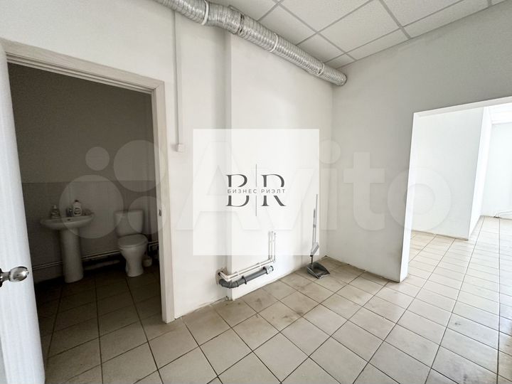 Трафик 1 этаж ремонт 2 кабинета, 54.4 м²