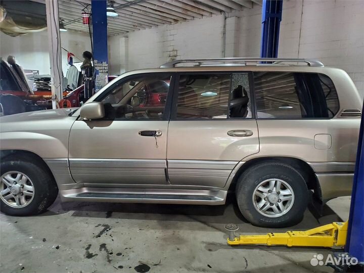 Разбор на запчасти Lexus LX