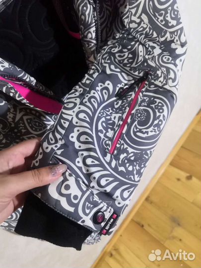 Горнолыжная куртка