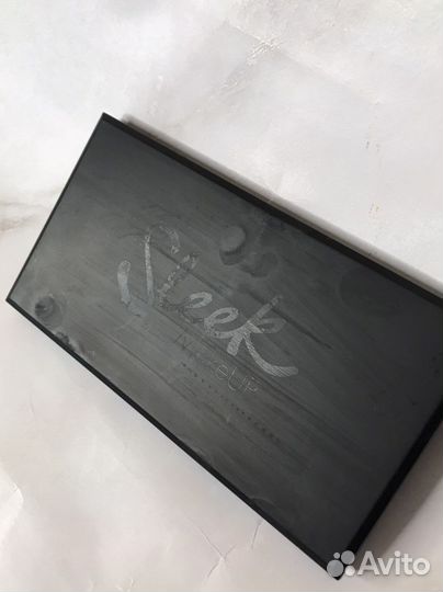 Палетка теней sleek