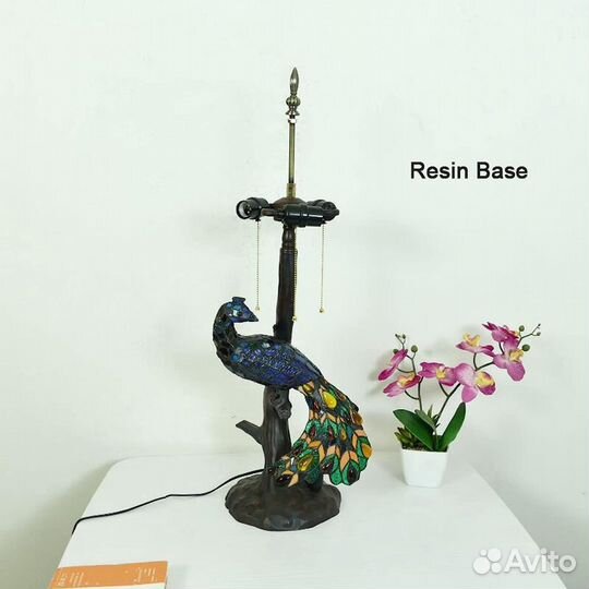 Настольная лампа в стиле Тиффани Павлин 78 см