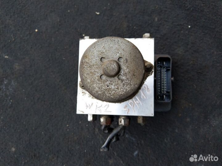 Блок abs Jeep Grand Cherokee WK2 3.0 дизель 2012г