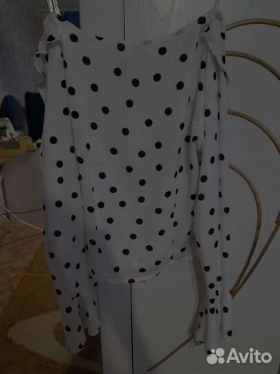 Блузка белая