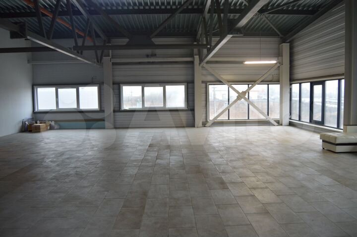 Помещение свободного назначения, 200 м²