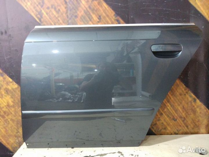 Дверь задняя левая Audi A4 Avant B7 ALT 2005