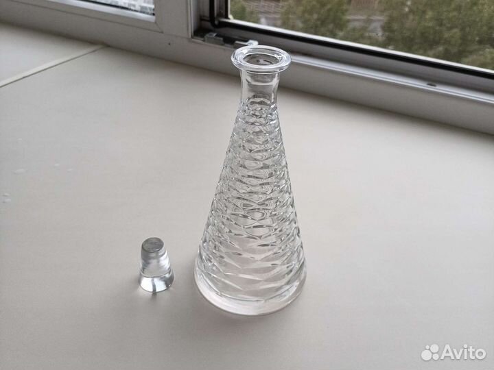 Хрустальная ваза