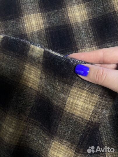 Отрезок ткани шерсть