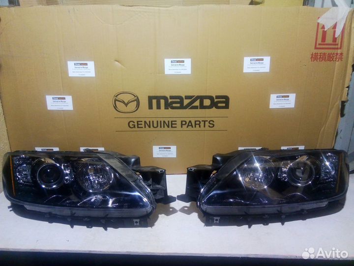 Фары левая и правая Мазда CX-7 ксенон