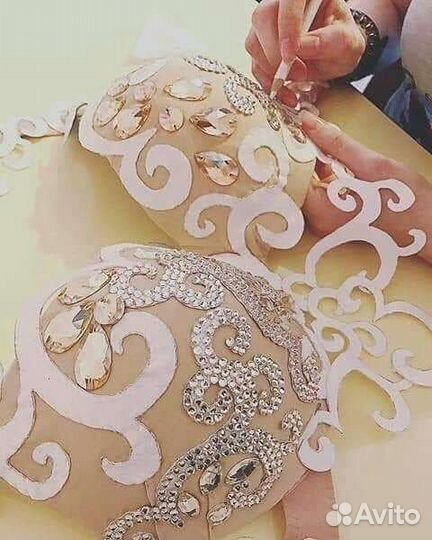 Услуга по инкрустации восточных костюмов