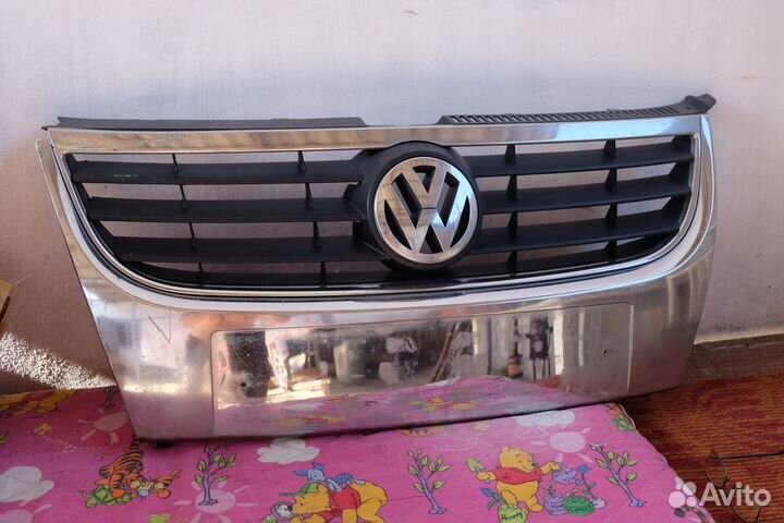 Решетка радиаторa Volkswagen Touran