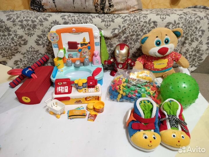 Развивающие игрушки пакетом