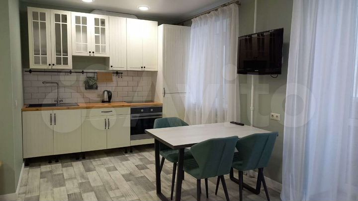 2-к. квартира, 46 м², 1/10 эт.