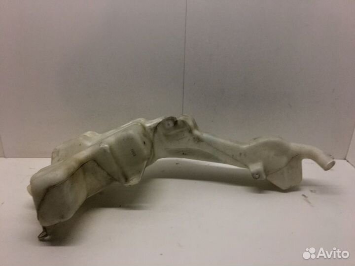 Бачок стеклоомывателя передний Honda Cr-V 3