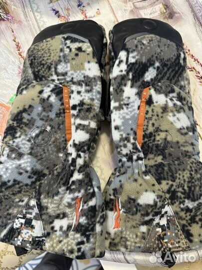 Варежки sitka