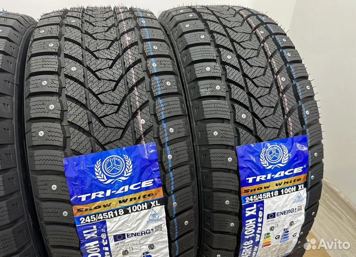 Tri Ace Snow White II 245/45 R18 37H