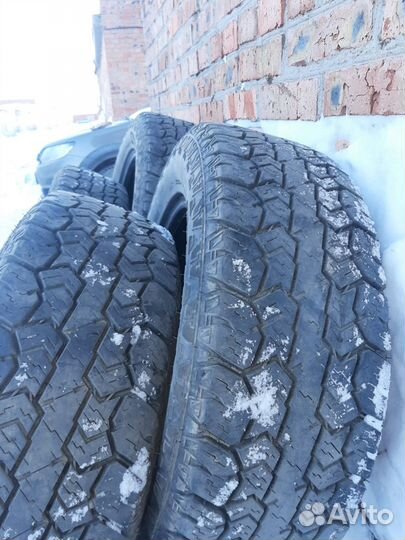 CrossLeader W01 225/65 R17