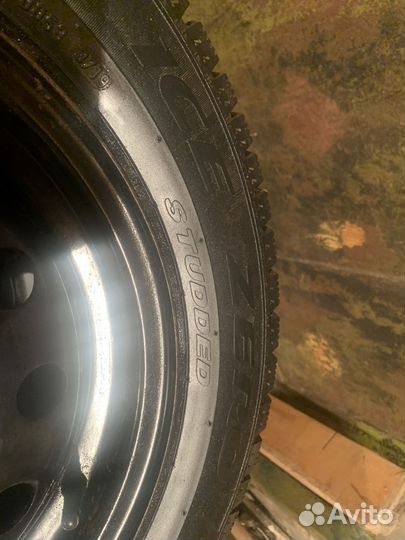 Комплект зимних колес Pirelli Ice Zero 175/65 R14