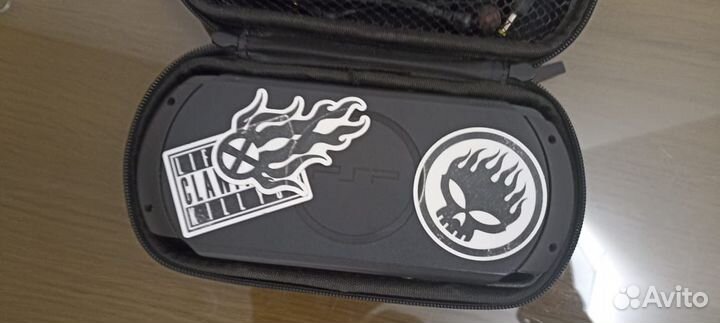 Sony PSP e1008 прошитая с играми