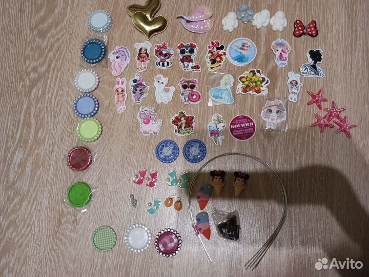 Ленты, кабашоны для создания бантиков