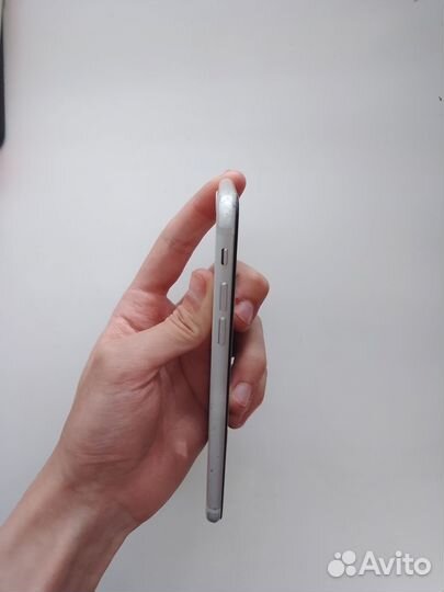 iPhone 7, 32 ГБ