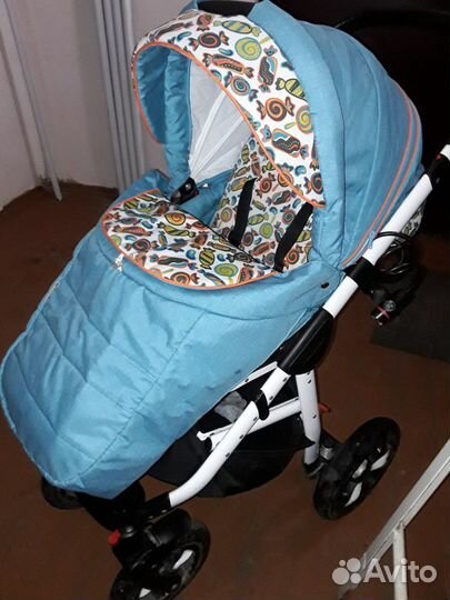 Прогулочная коляска Adamex Neonex с паспортом