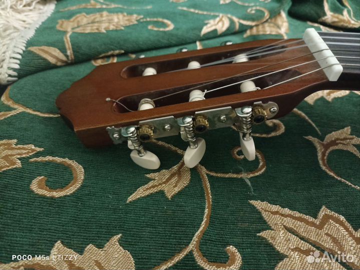 Гитара yamaha c40