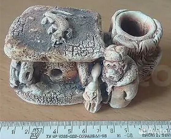 Дольмены-статуэтки