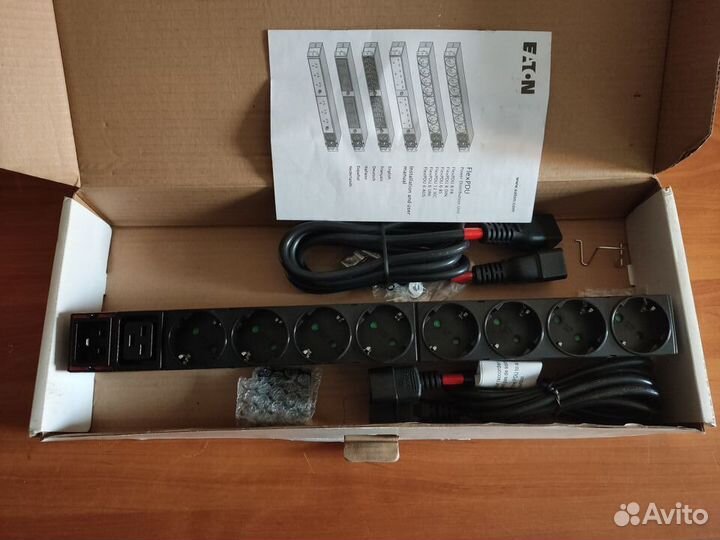 PDU панель eaton