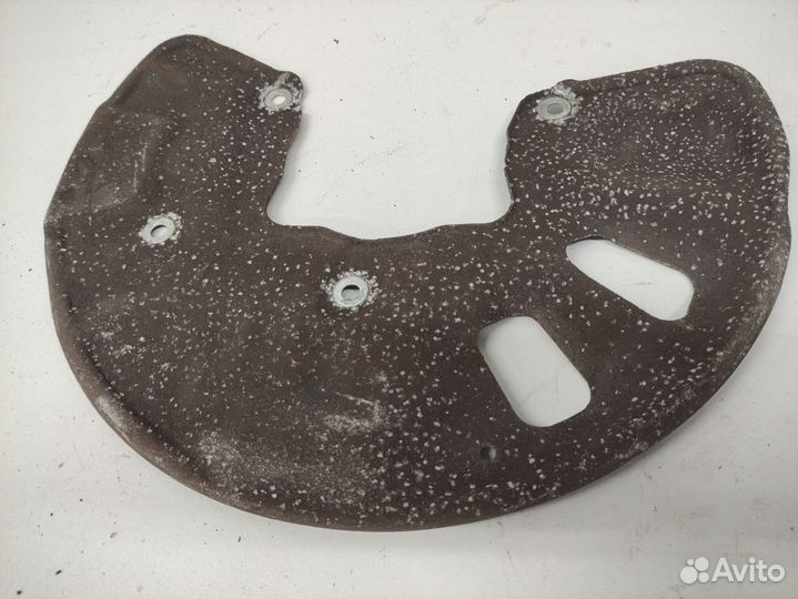 Пыльник тормозного диска Mercedes C292 GLE